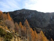 sul traverso verso l'Alpe Menta, la cima di Menta