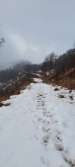 Il tratto di strada verso il monte Turu