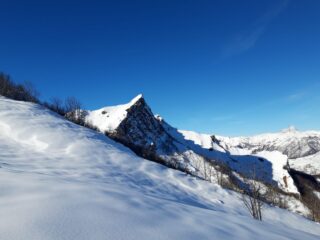 Rocca radevil dal colle