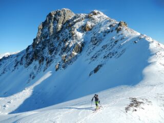 Rocca Verde sullo sfondo