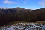Monte Proratado e Monte de' Torbi visti dall'inizio della discesa verso San Carlo di Cese