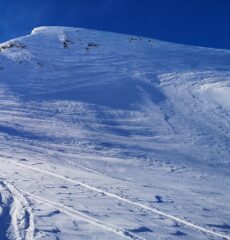 traccia di salita dal colle