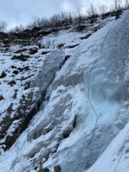 Poldo in uscita dalla goulotte