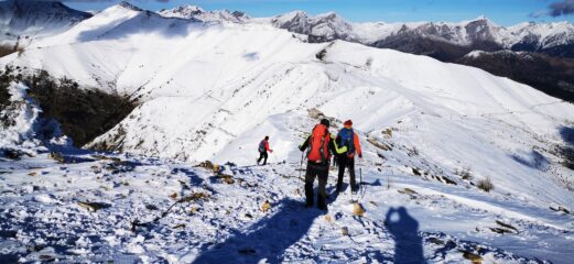 in discesa dalla cima