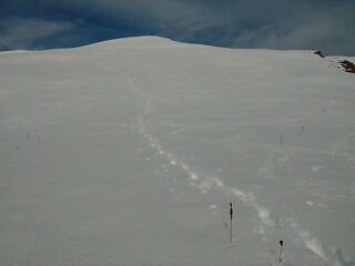 Parte alta del pendio di discesa: da qui in giù neve marcissima dopo le 12