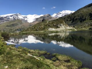In discesa dal colle Bettaforca.