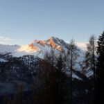 Monte Bivera illuminato di rosa