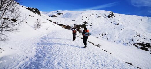 salendo nella parte iniziale del Vallone del Viona