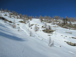Ripido pendio che porta al costone di Punta Farenga
