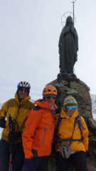 Trio in cima