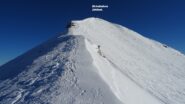 Salendo in cima per la cresta NO.