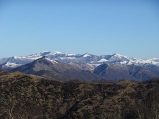 Vista verso l' Antola