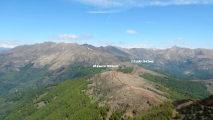 Arriviamo a Cima di Fiorina 1810mt. In rosso la traccia che prosegue verso S.Lucio.