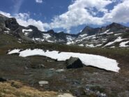 Nel Vallone di Acque rosse, lungo il sentiero verso quota 2600 