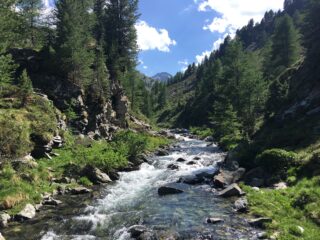 Attraversamento del torrent di Bardoney