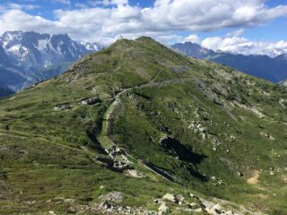 Colle della Croce, fortificazioni, e quota 2457 