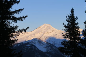 salendo, uno sguardo verso il Fallere