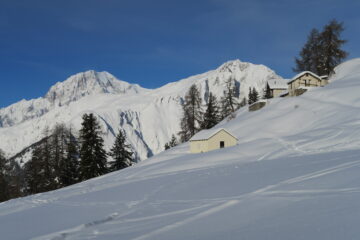 alpeggio con vista tra Challancin e Les Ors