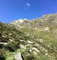 Il sentiero verso quota 1800 m