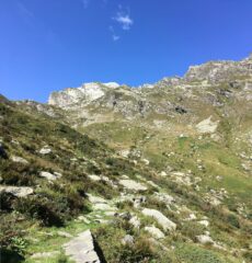 Il sentiero verso quota 1800 m