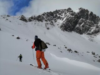 Traverso per portarsi nel canale