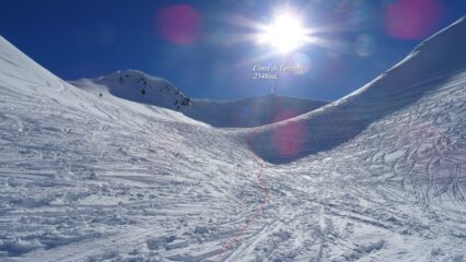 Discesa diretta dal versante nord Cima di Lemma nel vallone tutto tritato.