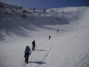 in fondo al vallone svoltato a sx con traccia già esistente