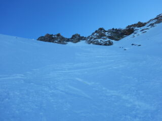 bella neve nel canale