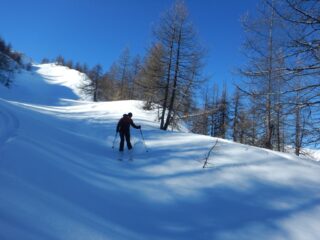 Giorgio nella valletta sopra l'inizio del bosco
