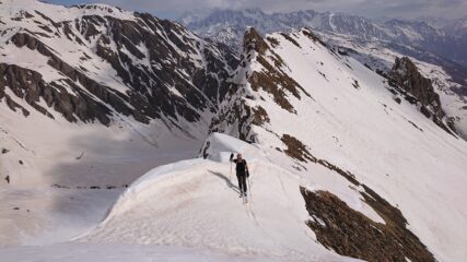 Il colletto e dietro la Entremont Est