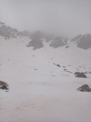 A sx imbocco del canale SE di Tete de l'Homme