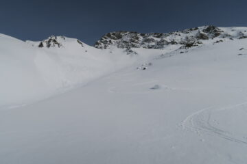 qui neve portante con 2 dita di neve fresca