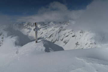 la croce della cima