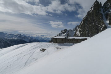 il rifugio in discesa