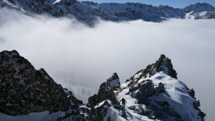 salendo sulla cima
