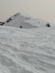 L'estetica cresta che conduce in vetta