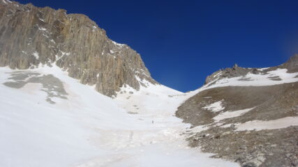 Salendo verso il Clot des Morts