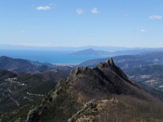 Sestri e la Pietra di Vasca da Monte San Nicolao
