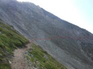 Arriviamo in vista del tratto franato.