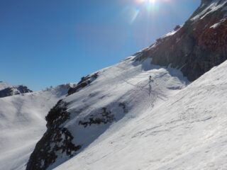 Neve ben sciabile sulla cengia