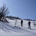 Salendo il pendio Nord del Monte Nero