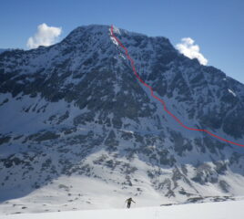 L'itinerario in una foto di archivio del 18/5/2014 . Dai Denti di Ambin