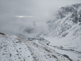 Salendo, verso pian della Regina