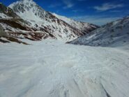 abbondonata la strada parte bassa di raccordo con la salita