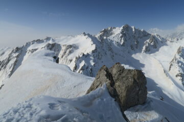 Aiguille de Lesache, Grande Golliaz e in lontananza il Bianco