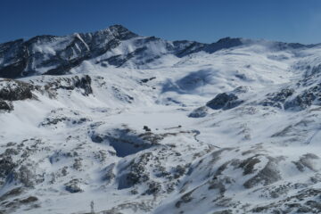 Miserin con la Rosa dei Banchi sullo sfondo