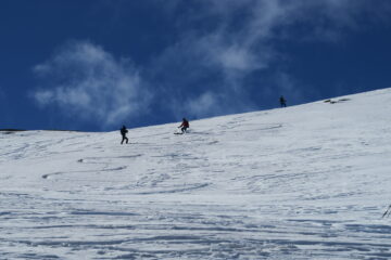 primissima parte di discesa dal plateau sommitale 