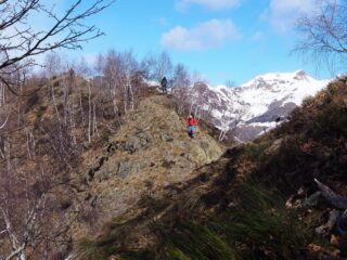 In discesa dalla Cima di Grignano, presso la massima depressione.