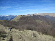 Il crinale verso il Monte Monega dal Monte Grande