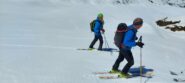 Enzo e Fulvio  sulla bella piana appena sciata,poco prima dell' alpe Boron